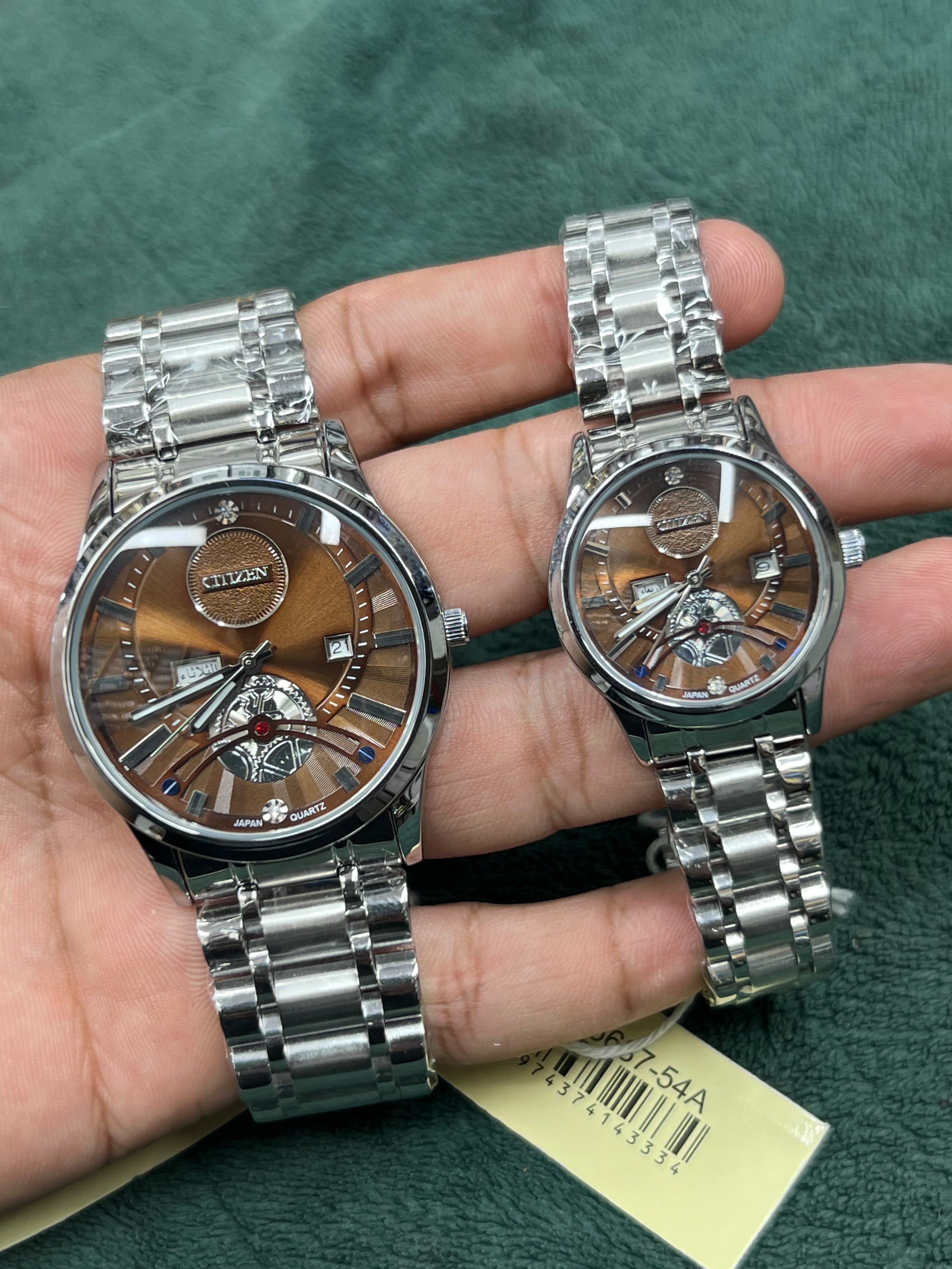 Primary Title: Elegant Citizen Style Open-Heart Couple Watch Set