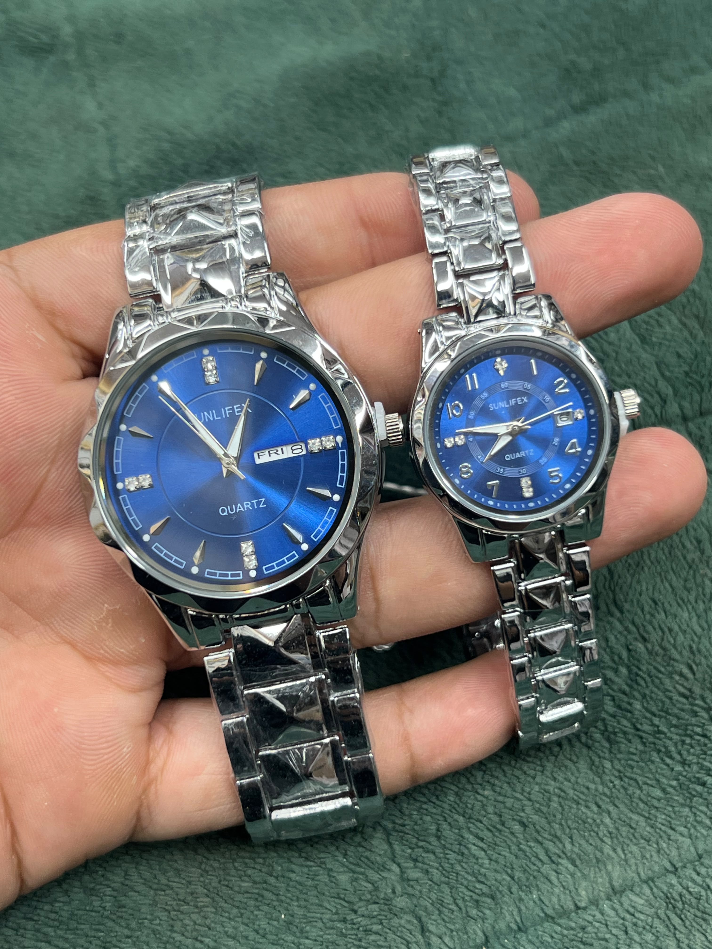 Primary Title: Elegant Citizen Style Open-Heart Couple Watch Set