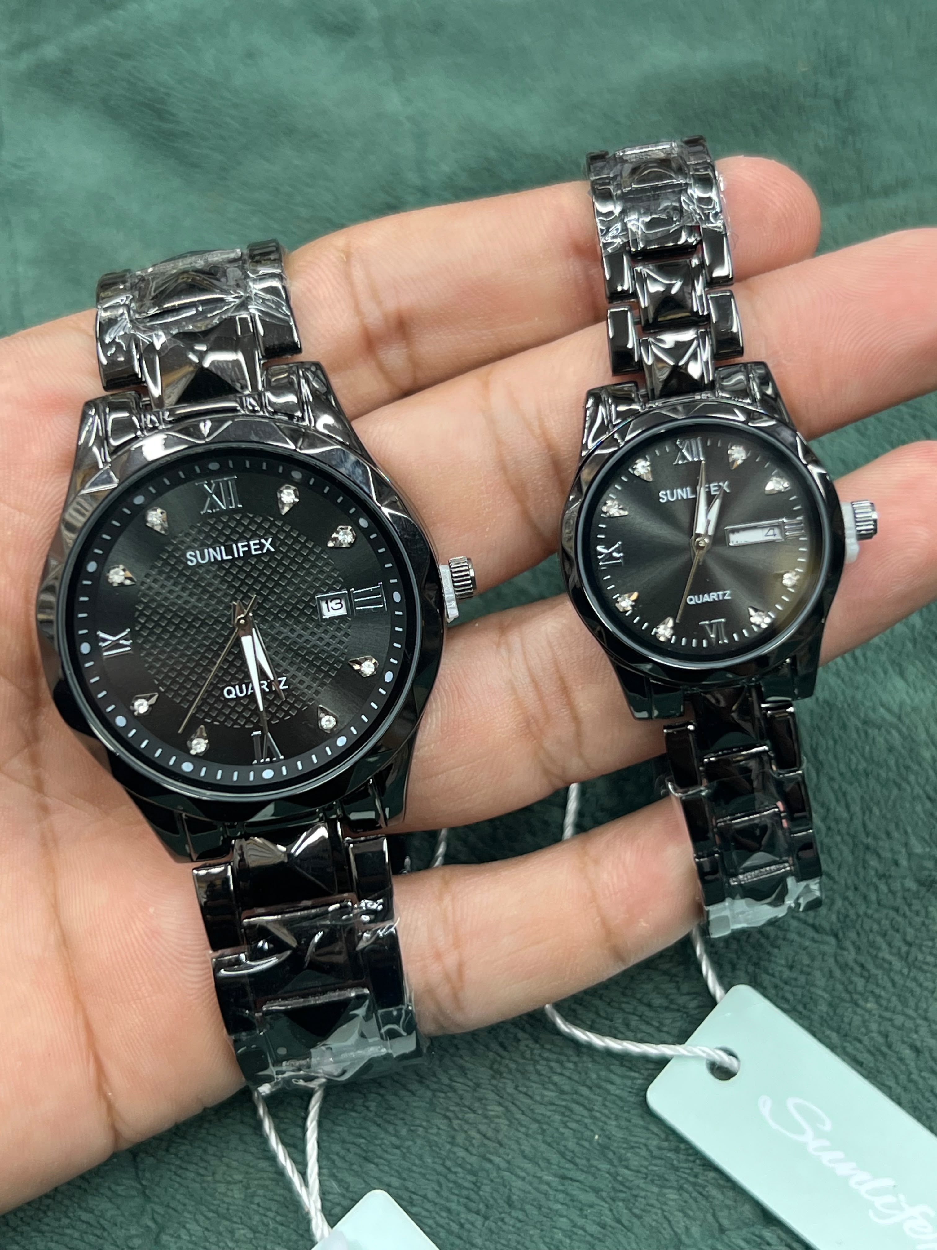 Primary Title: Elegant Citizen Style Open-Heart Couple Watch Set