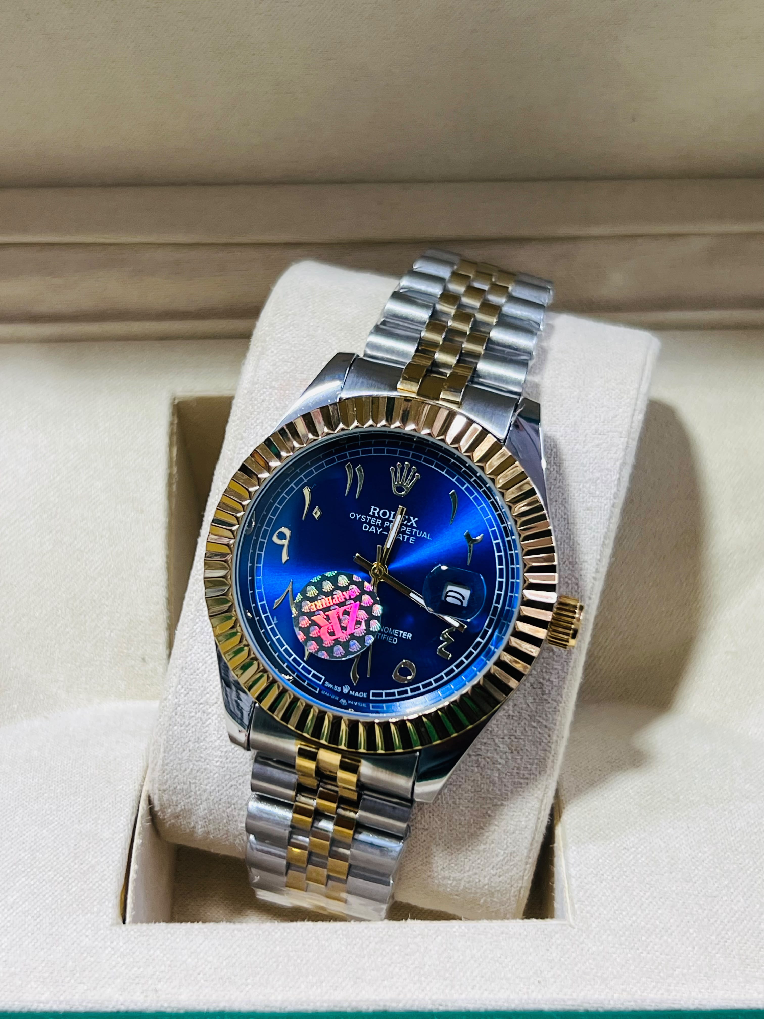 Luxury Two-Tone Fluted Bezel Day-Date Men's Watch Collection (Arabic & Roman Numerals)