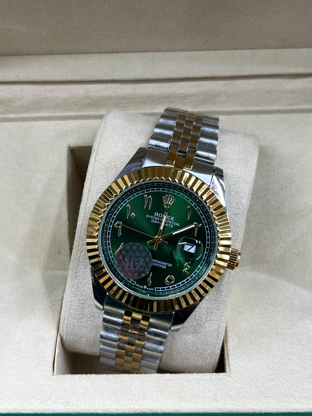 Luxury Two-Tone Fluted Bezel Day-Date Men's Watch Collection (Arabic & Roman Numerals)
